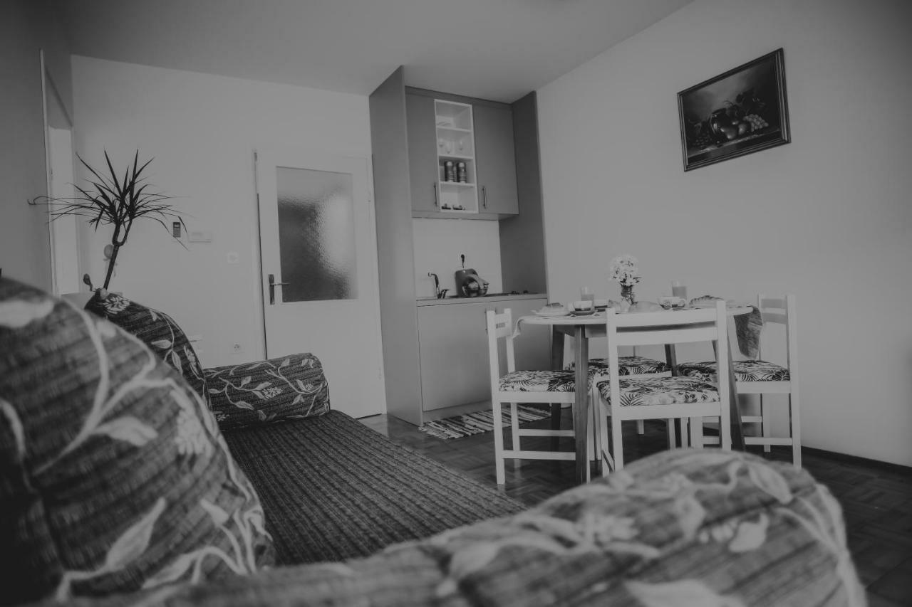 Petros Apartmani Vukovar Ngoại thất bức ảnh