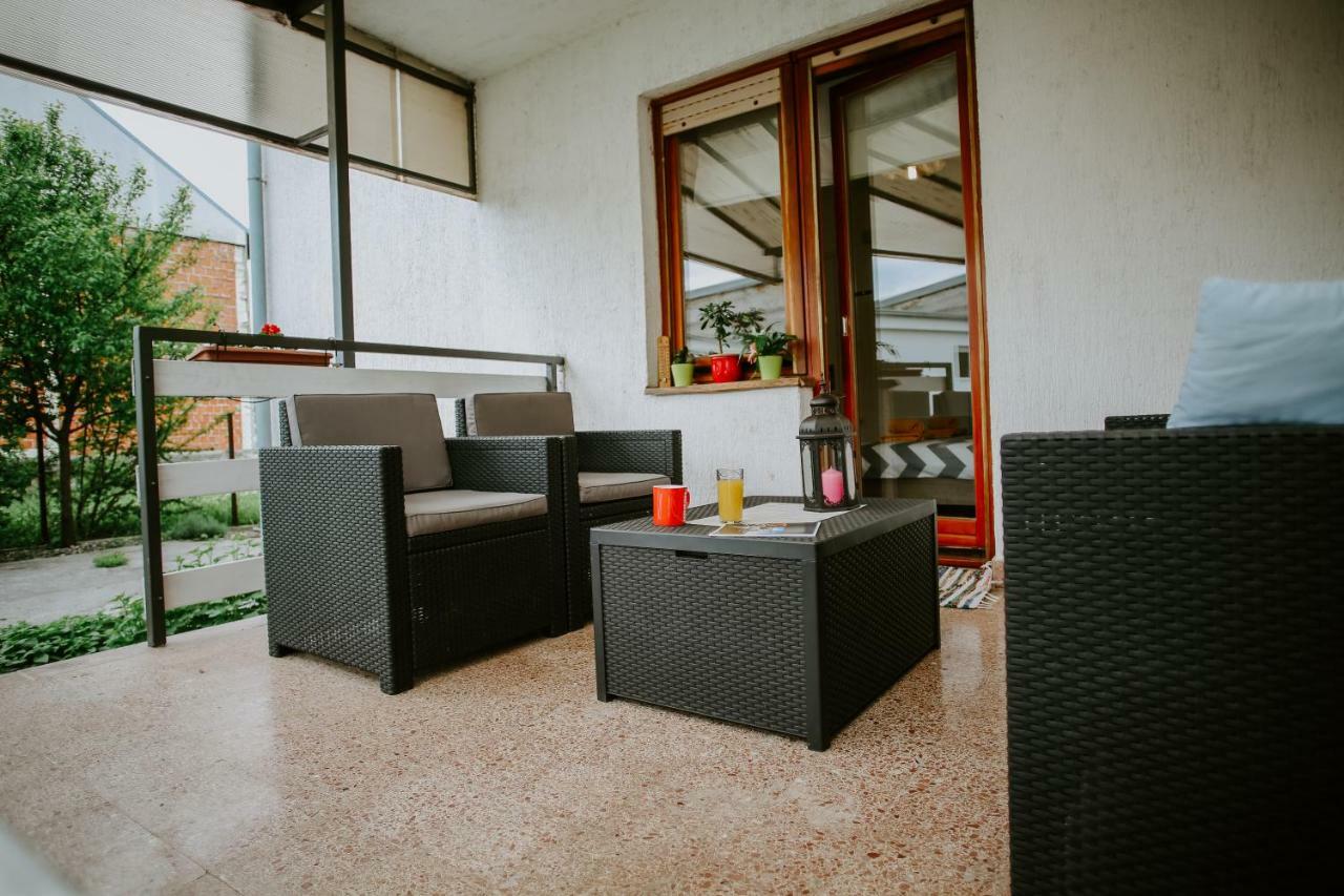 Petros Apartmani Vukovar Ngoại thất bức ảnh