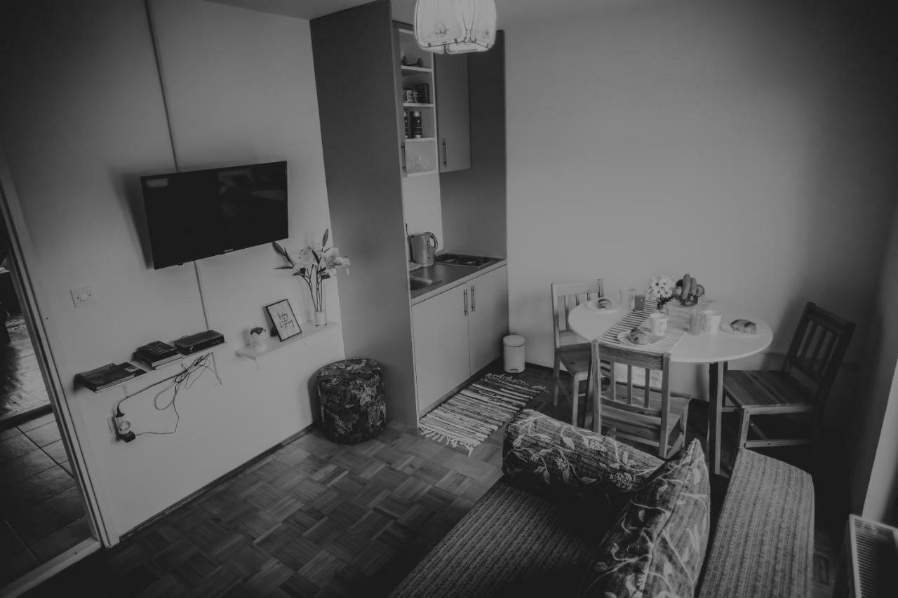 Petros Apartmani Vukovar Ngoại thất bức ảnh