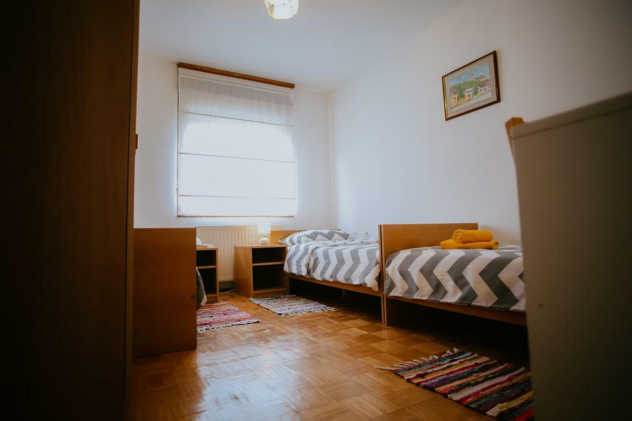 Petros Apartmani Vukovar Ngoại thất bức ảnh